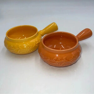 Set of 2 Soup Crocks Yellow and Orange Embossed Glazed 13oz with Handles‎